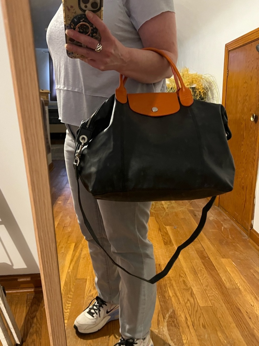 Longchamp Leather Black and Orange Women's Tote Bag Purse - Picture 11 of 15